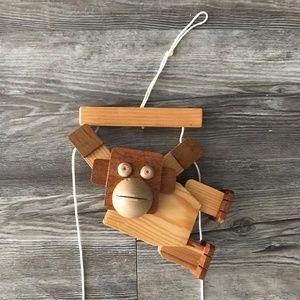 Wooden monkey climbing toy